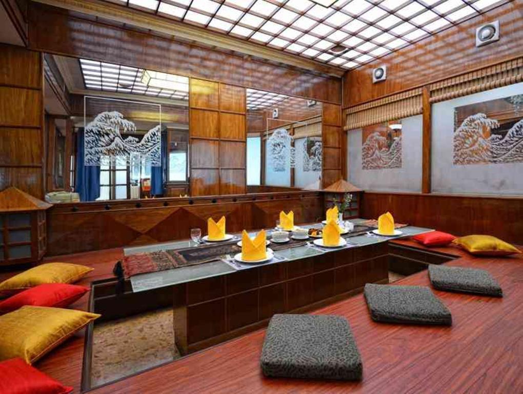 Holiday Villa Hotel City Centre Phnom Penh Esterno foto