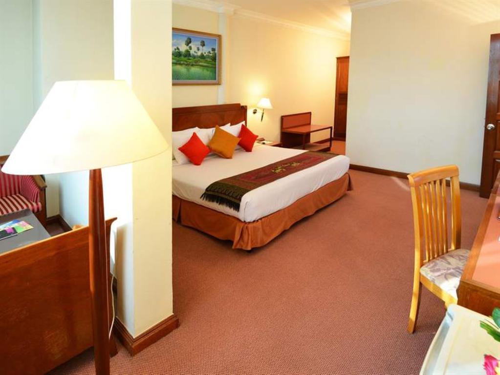 Holiday Villa Hotel City Centre Phnom Penh Camera foto