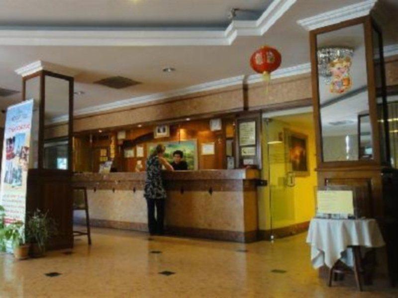 Holiday Villa Hotel City Centre Phnom Penh Esterno foto